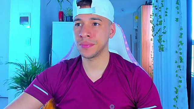 Snapshot of petter_coleman_ chatting on February 2026 08:07:02 PM petter coleman online show from February 2026 08:07:02 PM