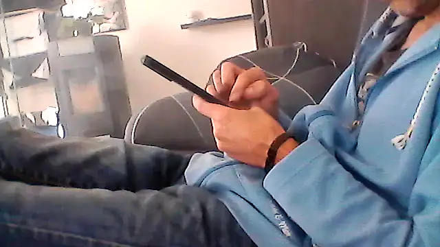 mickzizi online show from October 2025 10:13:02 AM