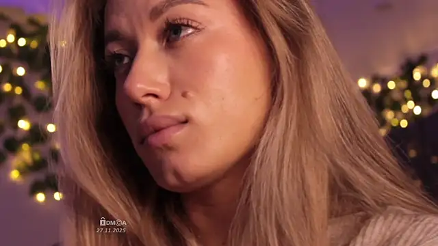 Blondie Bunny online show from November 2025 03:30:01 AM