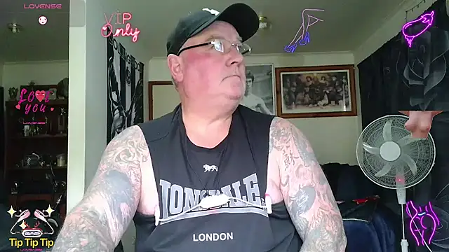 Snapshot of HOTANAL chatting on June 2026 03:12:01 AM HOTANAL online show from June 2026 03:12:01 AM