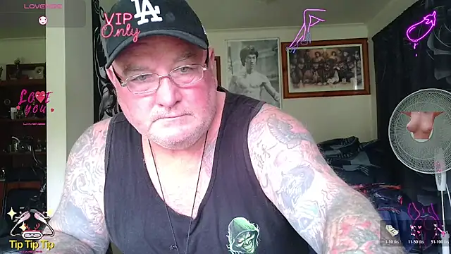 Snapshot of HOTANAL chatting on June 2026 01:54:02 AM HOTANAL online show from June 2026 01:54:02 AM