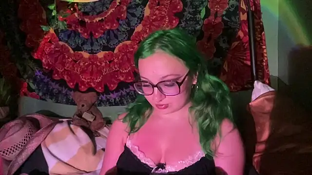 sweetandwet daddy online show from June 2026 12:30:01 PM