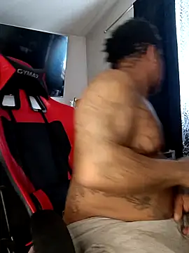 yellowwetfox online show from December 2024 07:52:02 PM