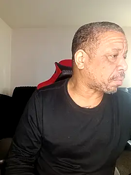 yellowwetfox online show from February 2026 05:19:02 PM