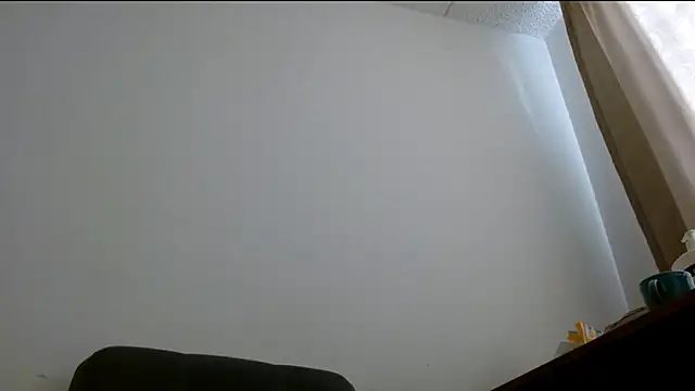 Snapshot of Juls_winter_ chatting on April 2026 08:04:02 PM Juls winter online show from April 2026 08:04:02 PM