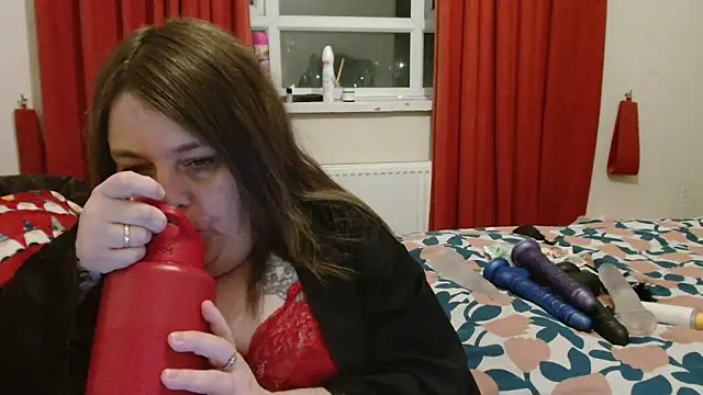 HouseWifeWhore Milf online show from September 2025 07:14:02 PM