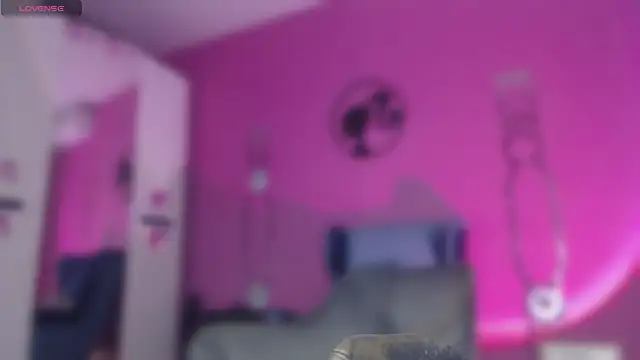 Tallso sex online show from December 2024 06:39:01 PM