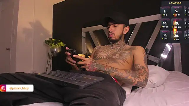 Snapshot of Evans_Osler chatting on September 2025 02:11:01 AM Evans Osler online show from September 2025 02:11:01 AM