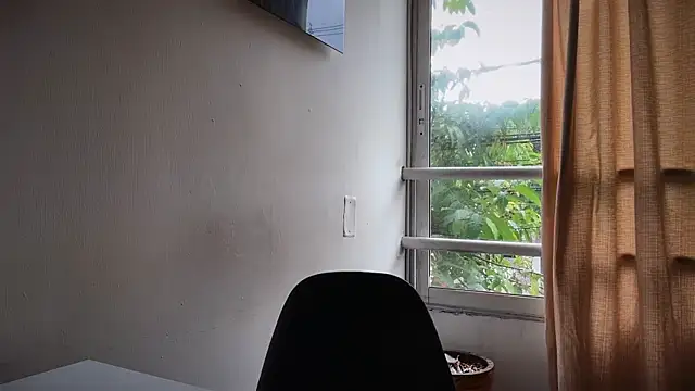 romeolovedark online show from April 2026 08:53:02 PM