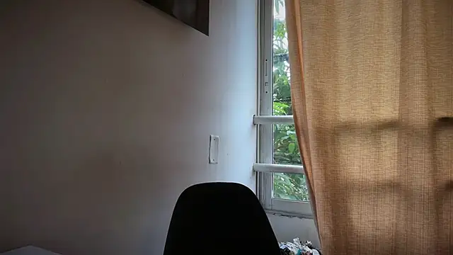 Snapshot of romeolovedark chatting on April 2026 12:11:02 PM romeolovedark online show from April 2026 12:11:02 PM