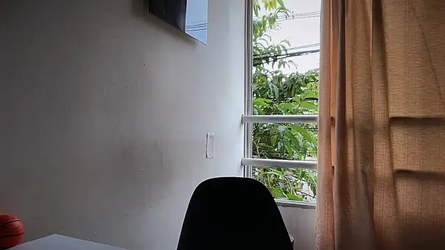 Snapshot of romeolovedark chatting on May 2026 01:41:01 PM romeolovedark online show from May 2026 01:41:01 PM