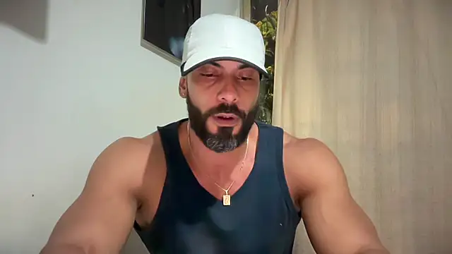Snapshot of romeolovedark chatting on May 2026 11:45:02 PM romeolovedark online show from May 2026 11:45:02 PM
