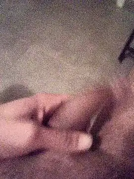 Snapshot of Invisiblesqz chatting on January 2026 06:18:02 AM Invisiblesqz online show from January 2026 06:18:02 AM