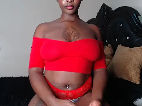 Snapshot of queenvenus2 chatting on February 2025 08:44:02 AM queenvenus2 online show from February 2025 08:44:02 AM