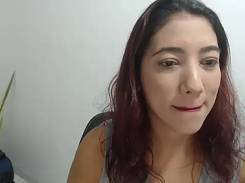 Eva Rodriguez  online show from September 2025 03:24:01 PM