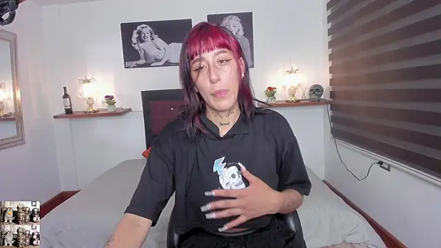 Mariana Joness online show from January 2025 01:56:02 AM