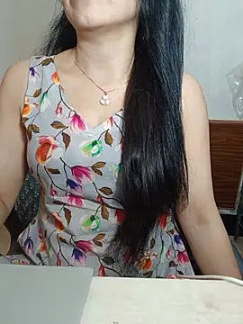 Snapshot of Chanchal--Navya chatting on June 2026 06:06:02 PM Chanchal--Navya online show from June 2026 06:06:02 PM