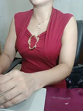 Snapshot of Chanchal--Navya chatting on July 2026 06:43:01 PM Chanchal--Navya online show from July 2026 06:43:01 PM