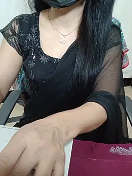 Snapshot of Chanchal--Navya chatting on July 2026 06:21:02 PM Chanchal--Navya online show from July 2026 06:21:02 PM