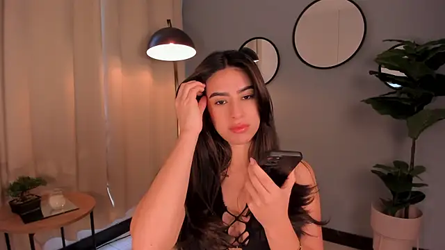 LiaPearce online show from December 2024 12:54:02 PM