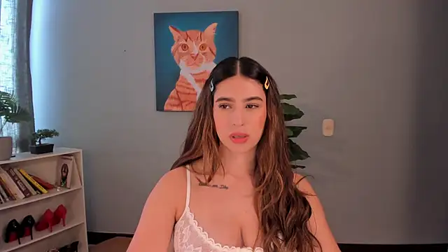 Snapshot of LiaPearce chatting on July 2026 01:15:02 PM LiaPearce online show from July 2026 01:15:02 PM
