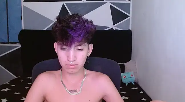 littlextreme online show from December 2024 07:11:02 AM