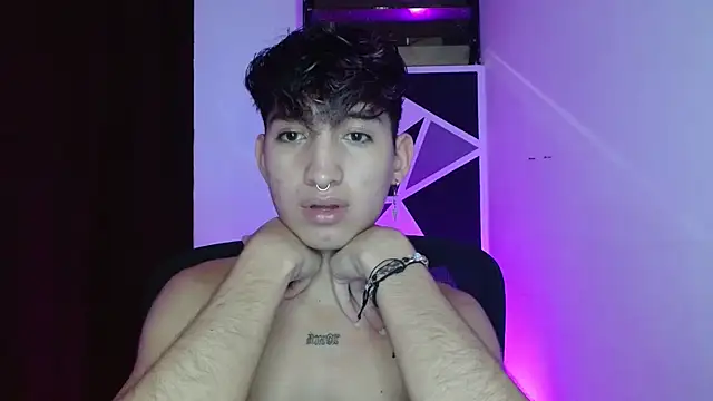 littlextreme online show from March 2025 04:26:01 AM