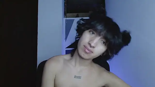 littlextreme online show from April 2026 12:37:01 AM