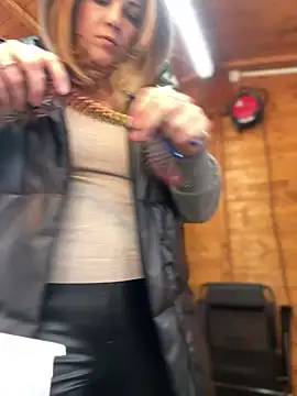 DaisyVibesss online show from January 2025 09:43:02 AM