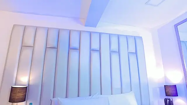 aandreaperez online show from April 2026 11:32:01 AM