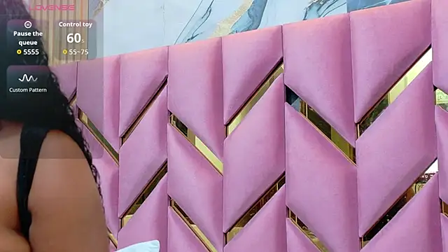 hornyhousekeeper  online show from October 2025 12:15:02 PM