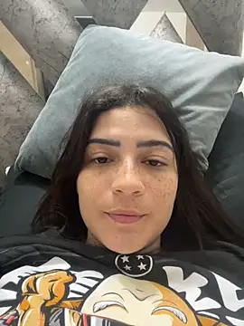 cutesarah  online show from January 2025 01:30:01 AM