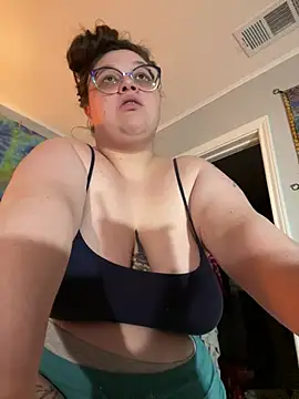 Snapshot of ItsBunniBabe chatting on June 2026 01:43:01 AM ItsBunniBabe online show from June 2026 01:43:01 AM