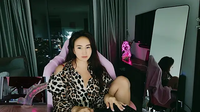 AsianQueens online show from December 2025 03:09:02 PM