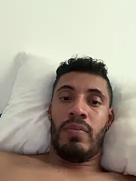 Snapshot of steven_smith05 chatting on February 2025 06:10:01 PM steven smith05 online show from February 2025 06:10:01 PM