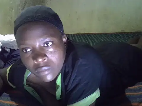 Snapshot of cute-shamza chatting on October 2025 02:17:01 AM cute-shamza online show from October 2025 02:17:01 AM