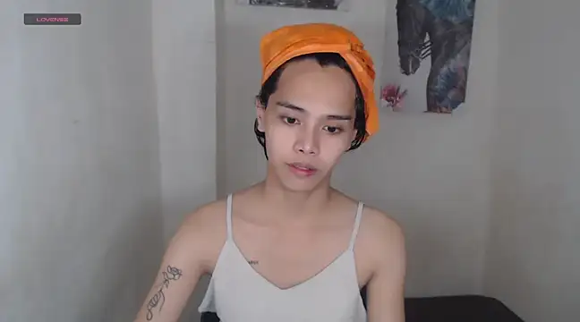 shecutie69 online show from February 2025 08:38:02 PM