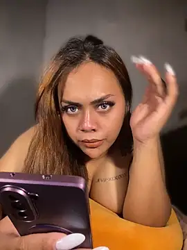 Snapshot of _MissKhimberlyXxx_ chatting on June 2026 03:45:01 PM MissKhimberlyXxx online show from June 2026 03:45:01 PM