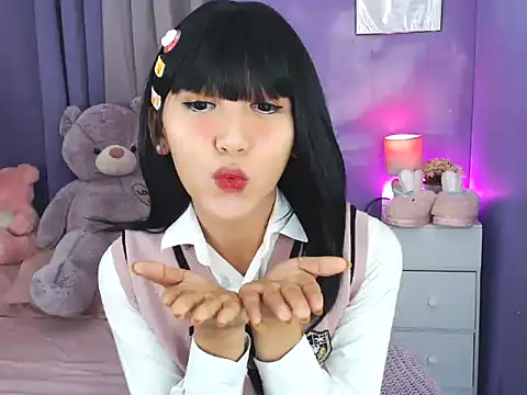 urlovelyfreya online show from October 2025 06:20:01 PM