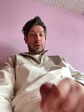 Taxidriver1988 online show from March 2026 09:24:02 AM