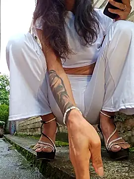 Yuky ta online show from January 2026 02:22:02 PM