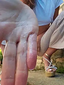 Yuky ta online show from April 2026 02:47:02 PM