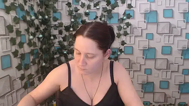 JosieJun  online show from January 2025 08:30:02 PM