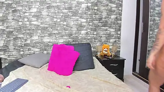 Snapshot of MiaCelestte chatting on March 2025 07:45:02 PM MiaCelestte online show from March 2025 07:45:02 PM