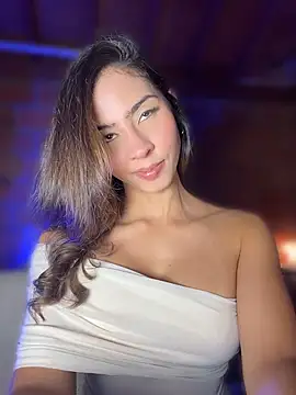 RouseColins online show from April 2026 12:14:02 AM