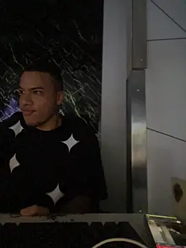 Snapshot of BestMasterForYou chatting on October 2025 02:29:01 AM BestMasterForYou online show from October 2025 02:29:01 AM