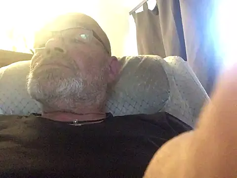 Snapshot of harburger40 chatting on May 2026 05:52:02 PM harburger40 online show from May 2026 05:52:02 PM