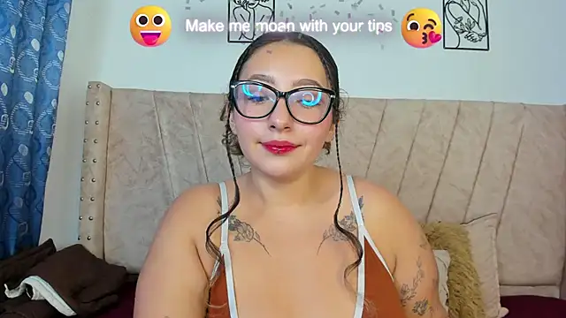Snapshot of sweet_p_ chatting on January 2025 03:18:01 PM sweet p online show from January 2025 03:18:01 PM