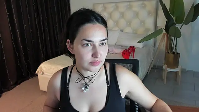Snapshot of CeceliaJohnson chatting on June 2026 06:11:01 AM CeceliaJohnson online show from June 2026 06:11:01 AM