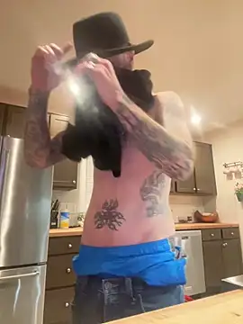 Snapshot of Mackwood89 chatting on January 2026 08:51:02 AM Mackwood89 online show from January 2026 08:51:02 AM